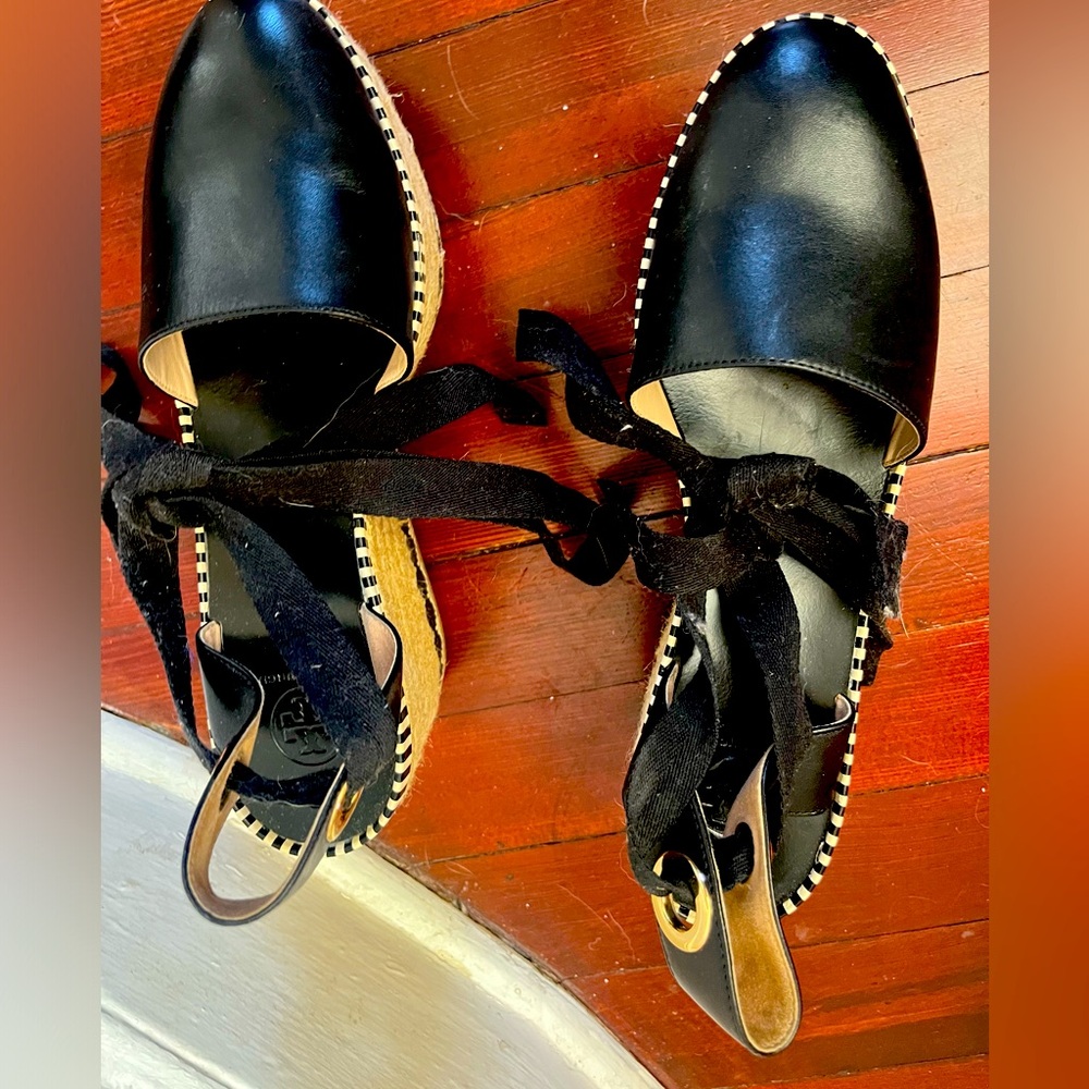 Tory Burch Leather Espadrilles wedges